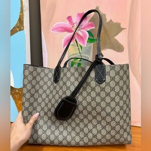 Authentic Gucci GG blooms Reversible Large Tote Bag